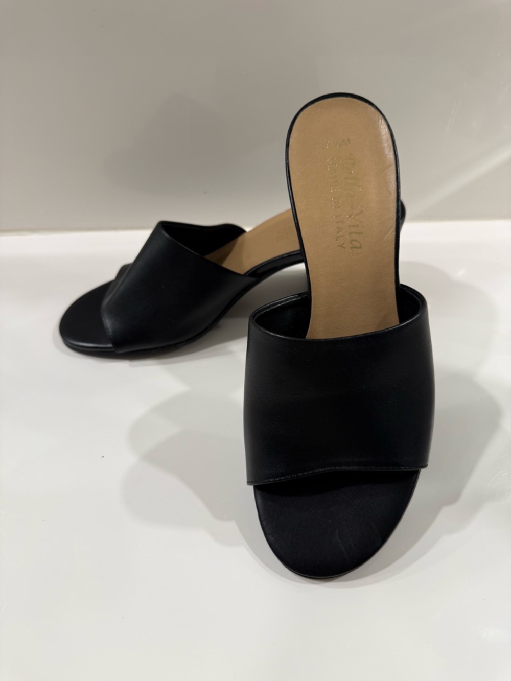 Women's Black Bella Vita Made in Italy Chunky Heel Slide On Leather Sandals